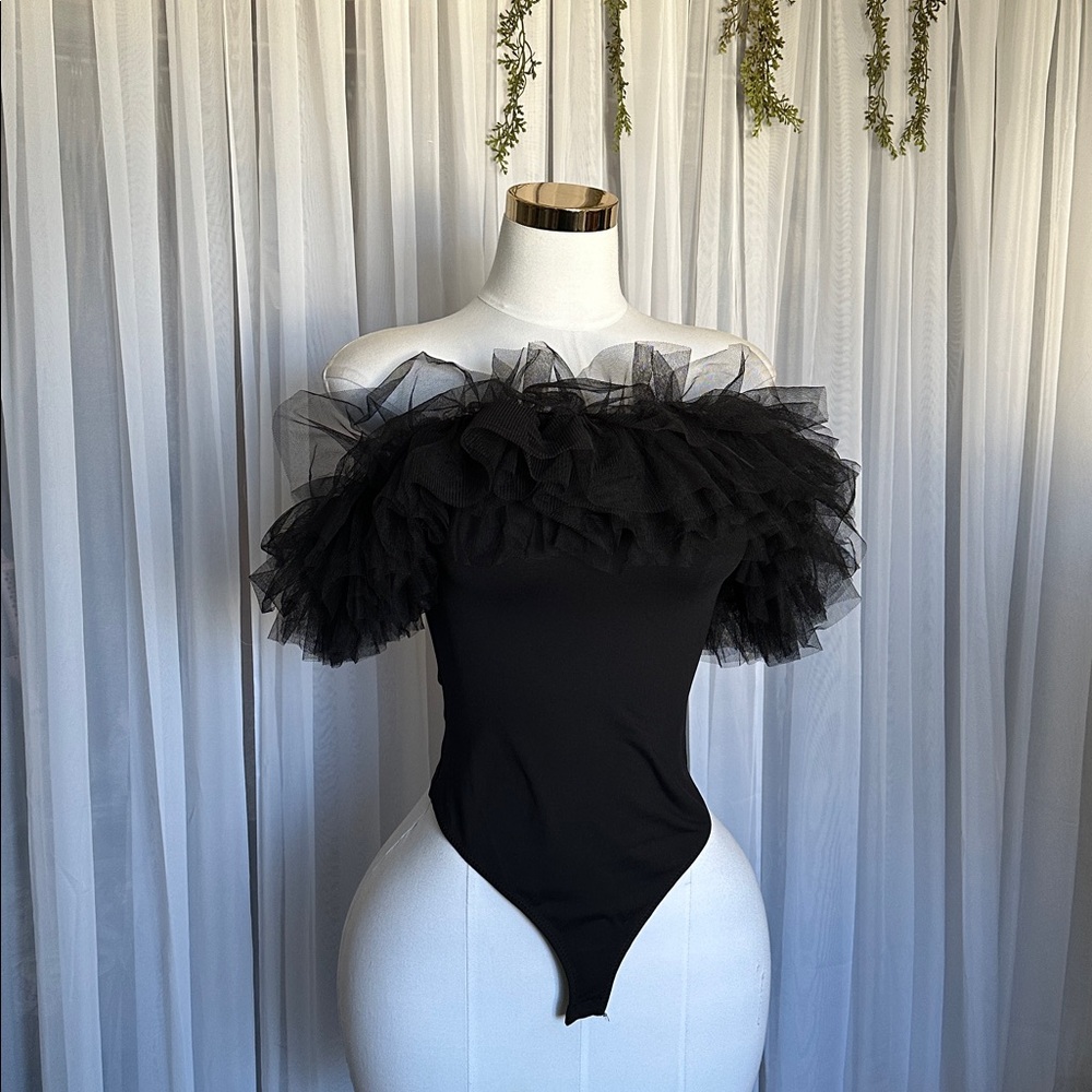 Free People Black Ruffled Off-Shoulder Tulle Bodysuit - Picture 4 of 8